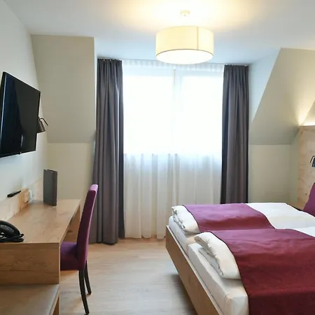 Hotel Restaurant Klosterhof Hotell 3*