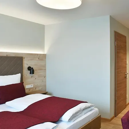 Hotel Restaurant Klosterhof 3*