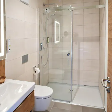 Hotell Hotel Restaurant Klosterhof 3*