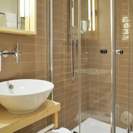 Hotell Hotel Restaurant Klosterhof 3*