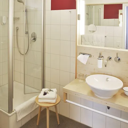 Hotell Hotel Restaurant Klosterhof 3*